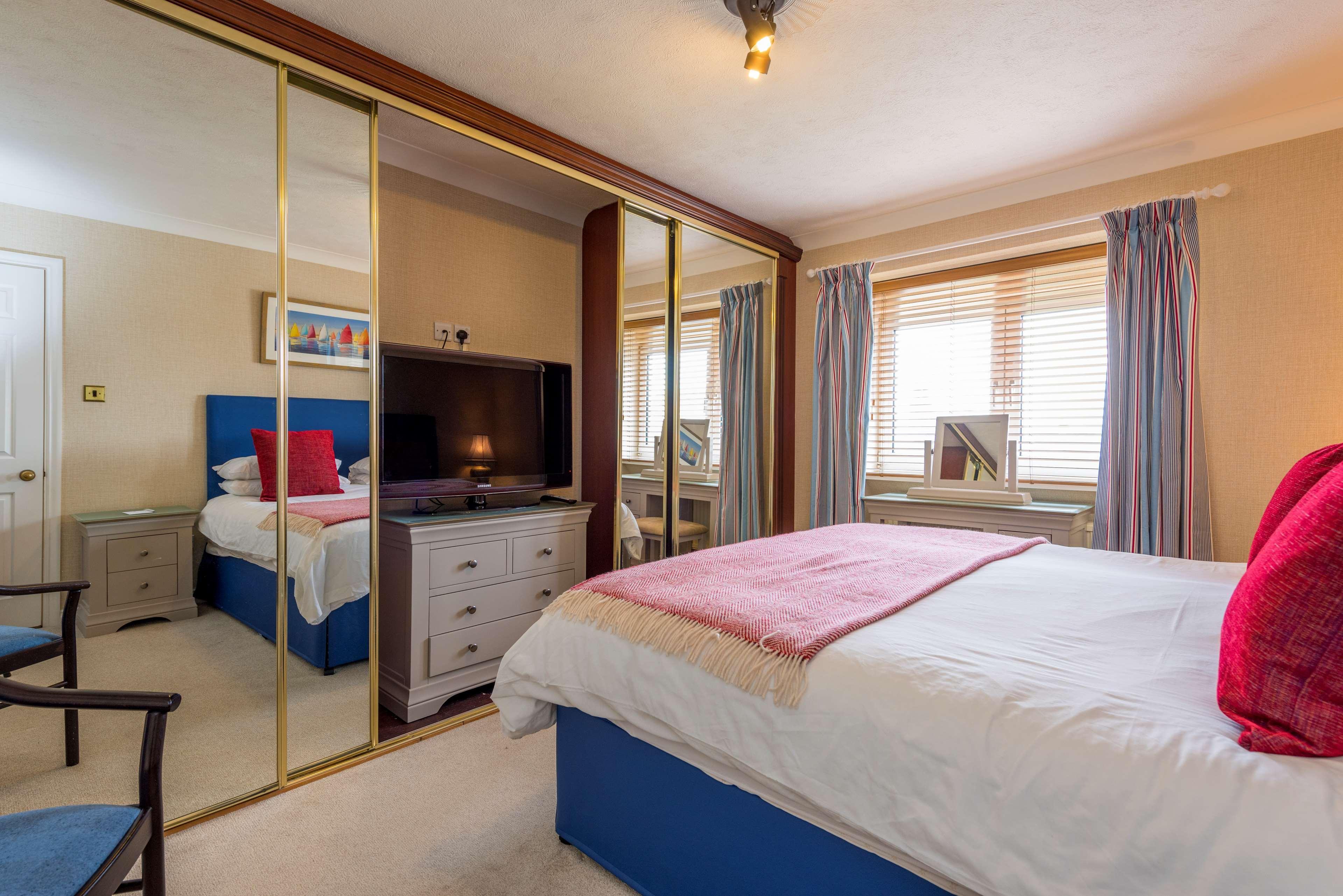 The Beachcroft Hotel, Bw Signature Collection Hotel